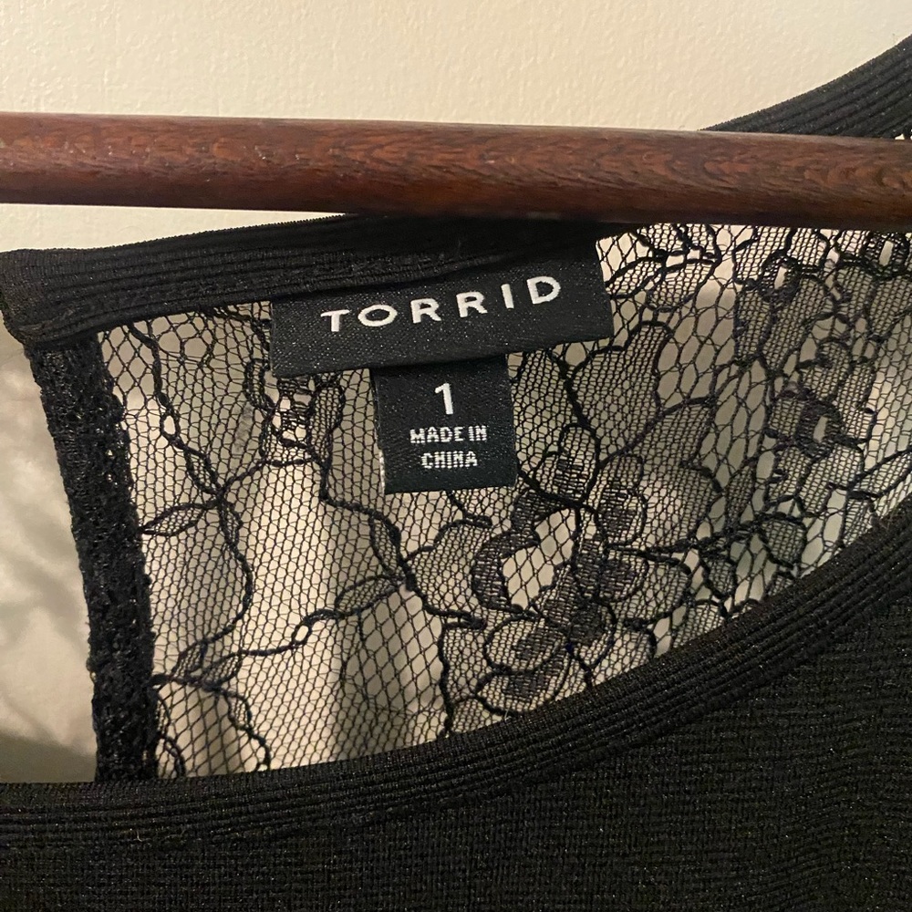 Torrid Black Lace Detail Top - Picture 4 of 4
